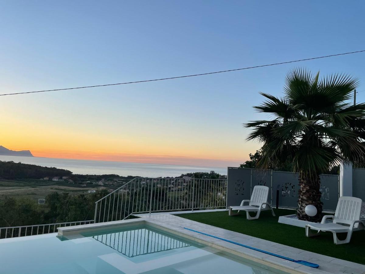 Ad Un Passo Dal Blu Villa Partinico Luaran gambar