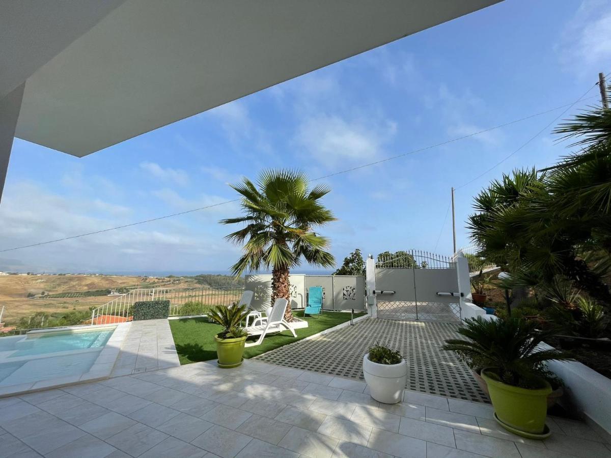 Ad Un Passo Dal Blu Villa Partinico Luaran gambar