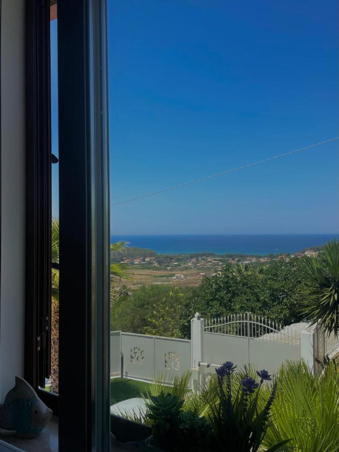 Ad Un Passo Dal Blu Villa Partinico Luaran gambar